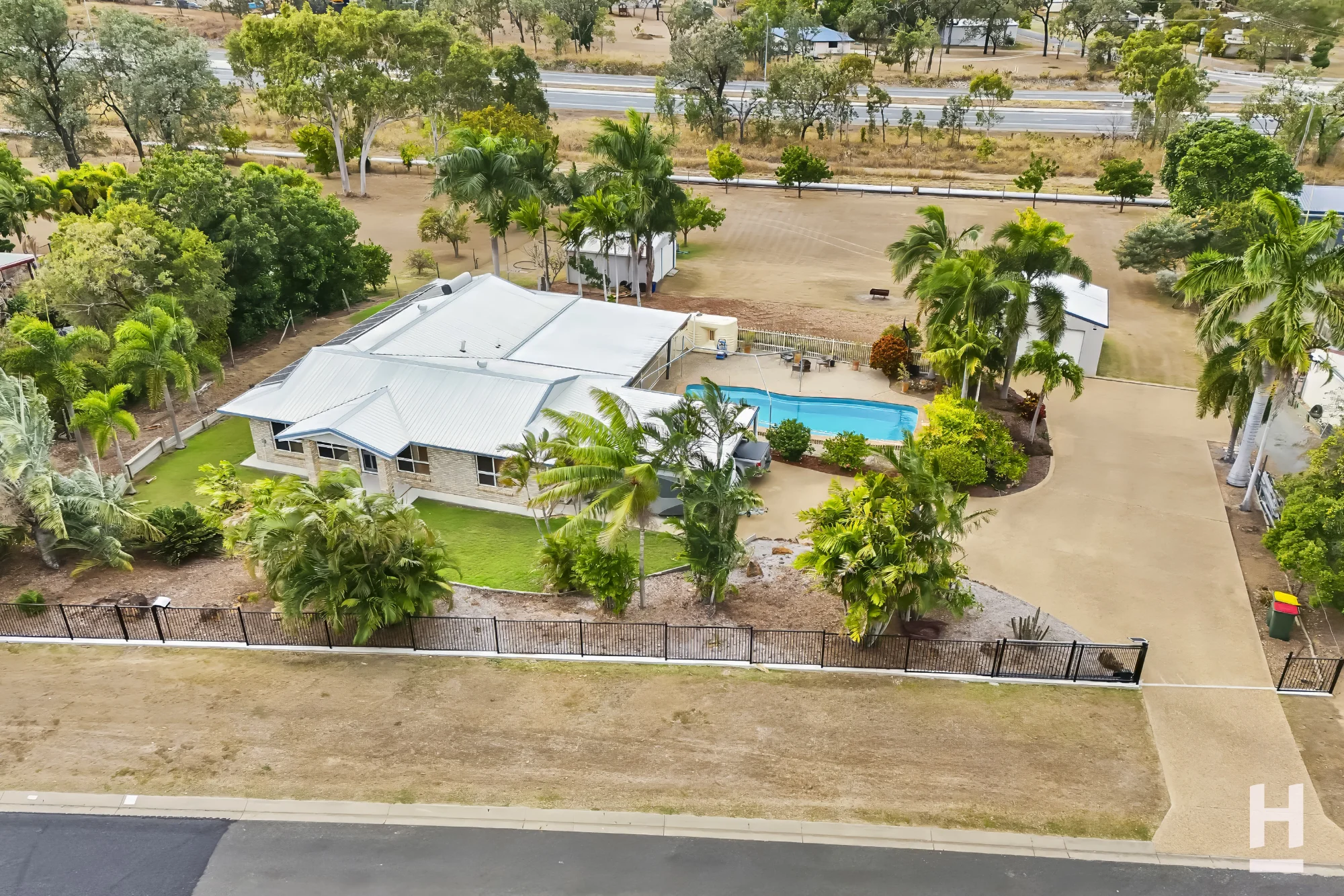 131 Emmerson Drive, Glenlee, Qld 4711