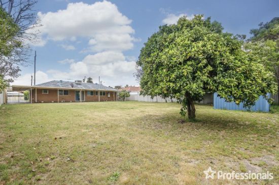 131 Hale Road, Forrestfield, WA 6058