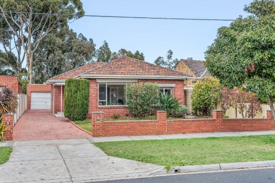 132 Christmas Street, Fairfield, Vic 3078