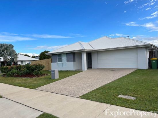 137 Whitehaven Drive, Blacks Beach, Qld 4740