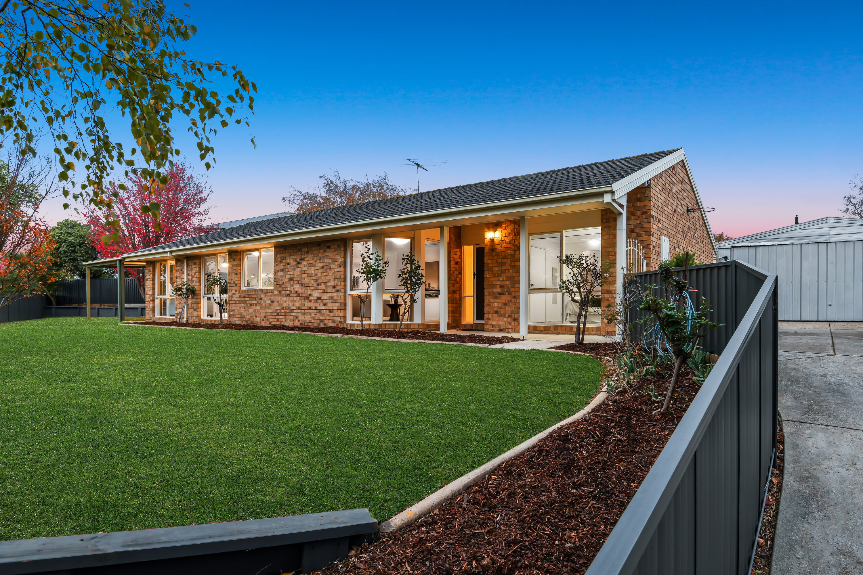 138 Bemersyde Drive, Berwick, Vic 3806 138 Bemersyde Drive, Berwick, Vic 3806