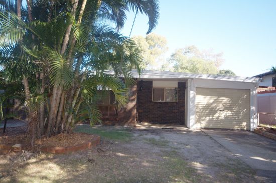 14 Arvon Avenue, Beachmere, Qld 4510