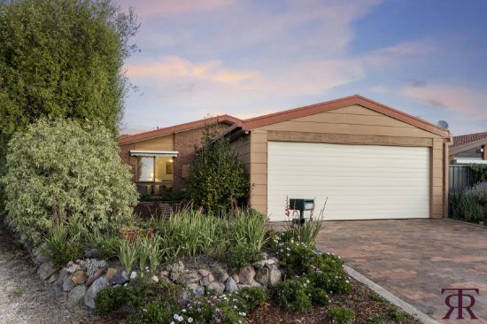 14 Clavert Place, Florey, ACT 2615