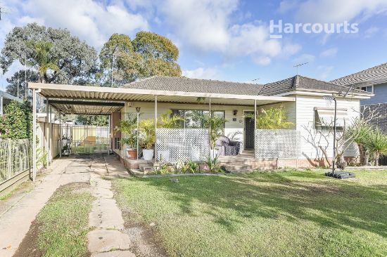 14 Dan Street, Campbelltown, NSW 2560