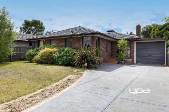 14 Felton Ave, Sunbury, Vic 3429