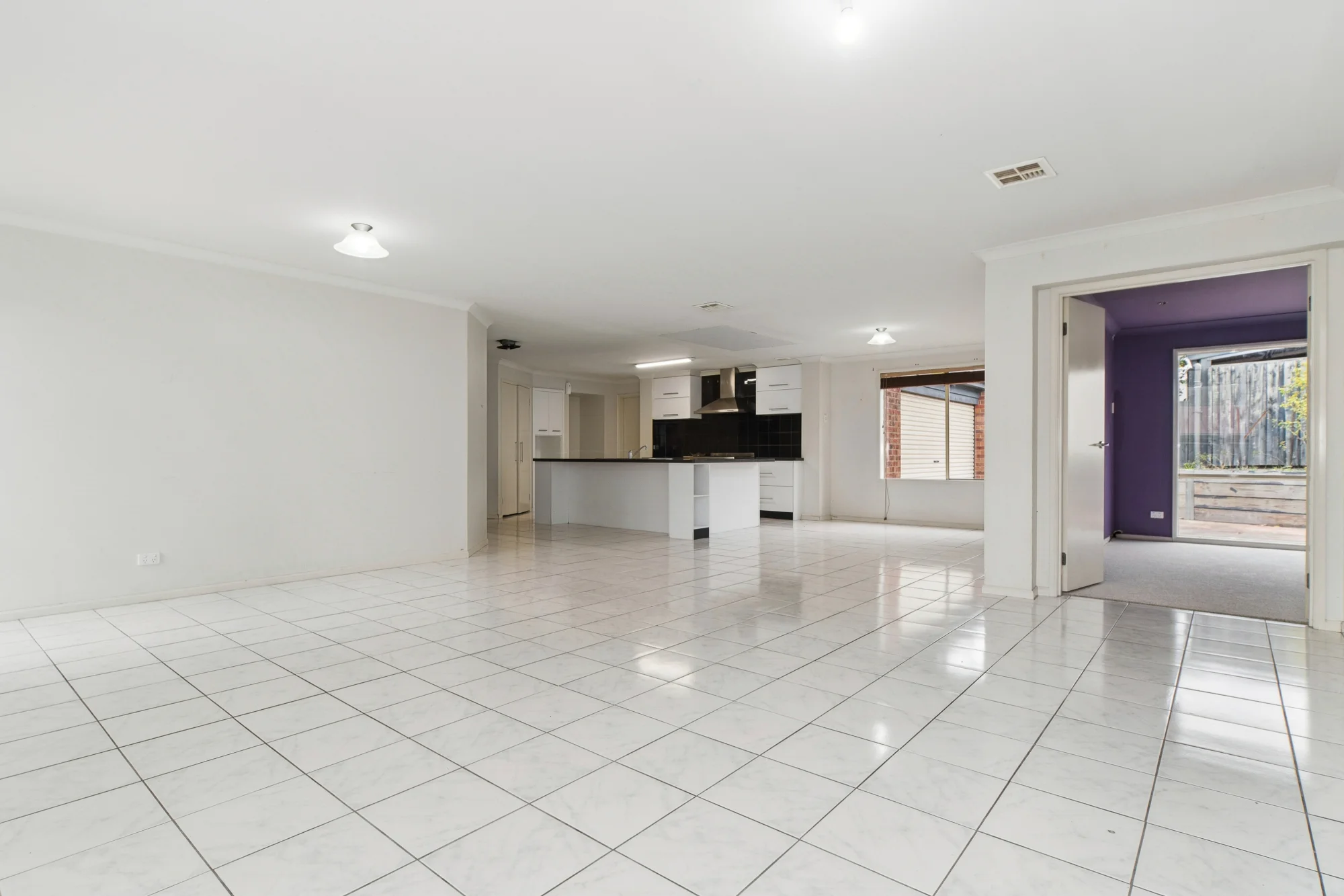 14 Flame Robin Drive, Langwarrin, Vic 3910