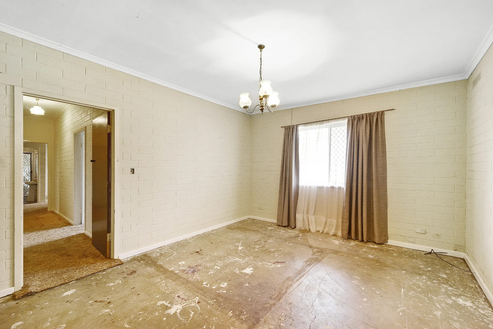 14 Jennier Crescent, Para Hills, SA 5096