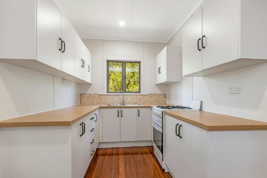 14 Kenbarry St, Brighton, Qld 4017