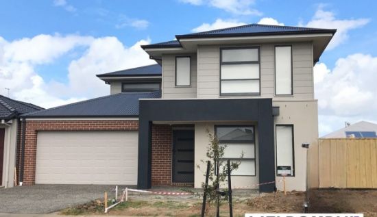 14 Langshan Road, Clyde North, Vic 3978