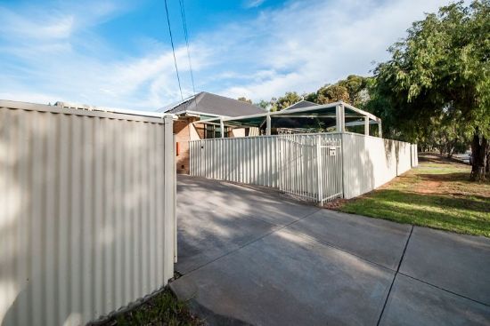 14 Lincoln Crescent, Pooraka, SA 5095