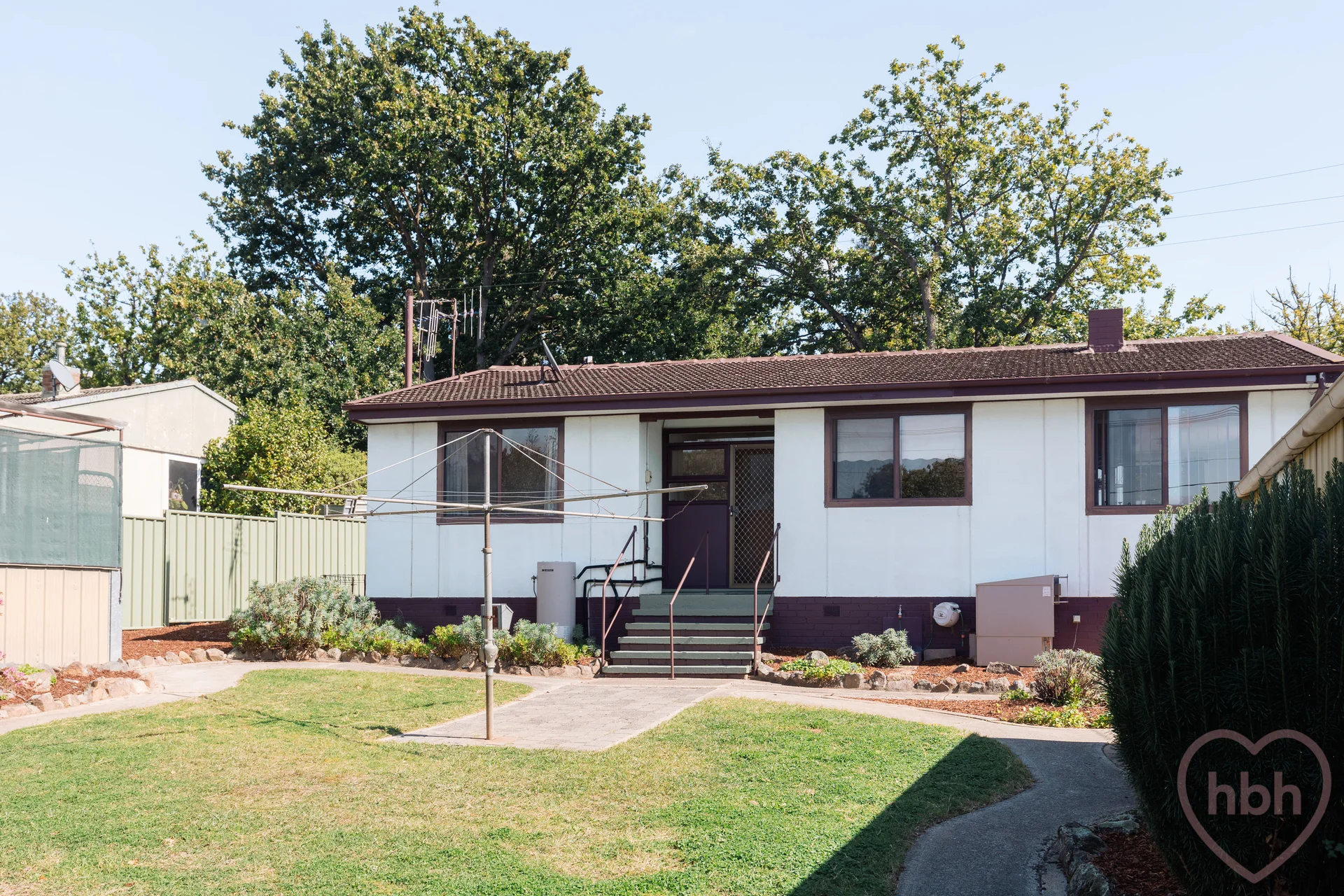 14 Mackennal Street, Lyneham, ACT 2602