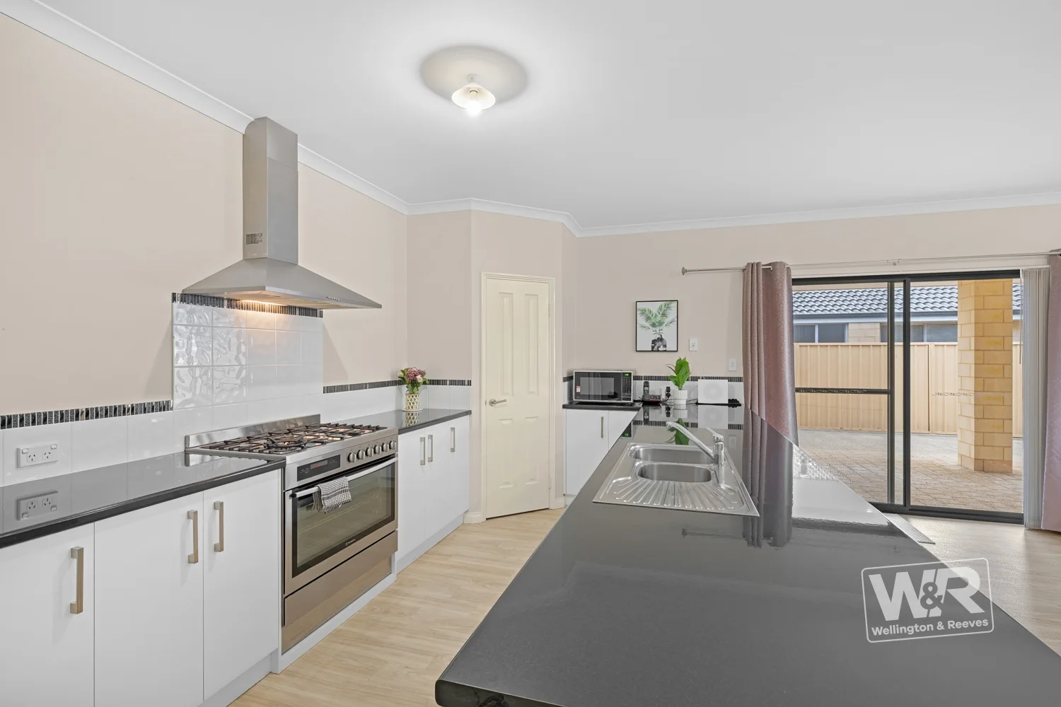 14 Mears Road, Yakamia, WA 6330