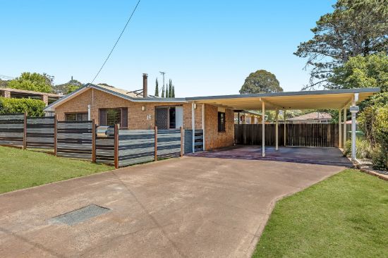 14 Melita Crescent, Wilsonton Heights, Qld 4350
