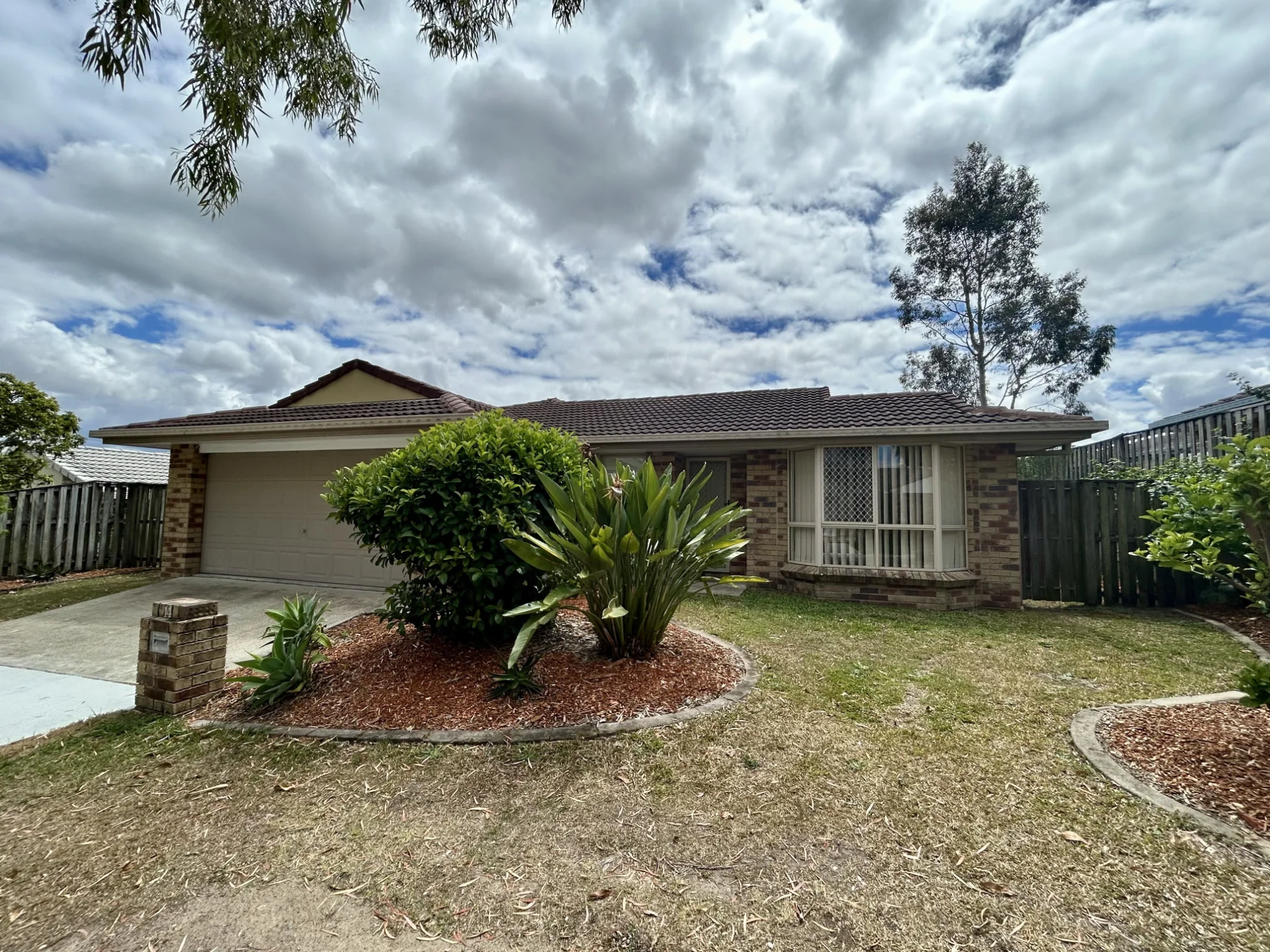 14 Moneghetti Place, Calamvale, Qld 4116