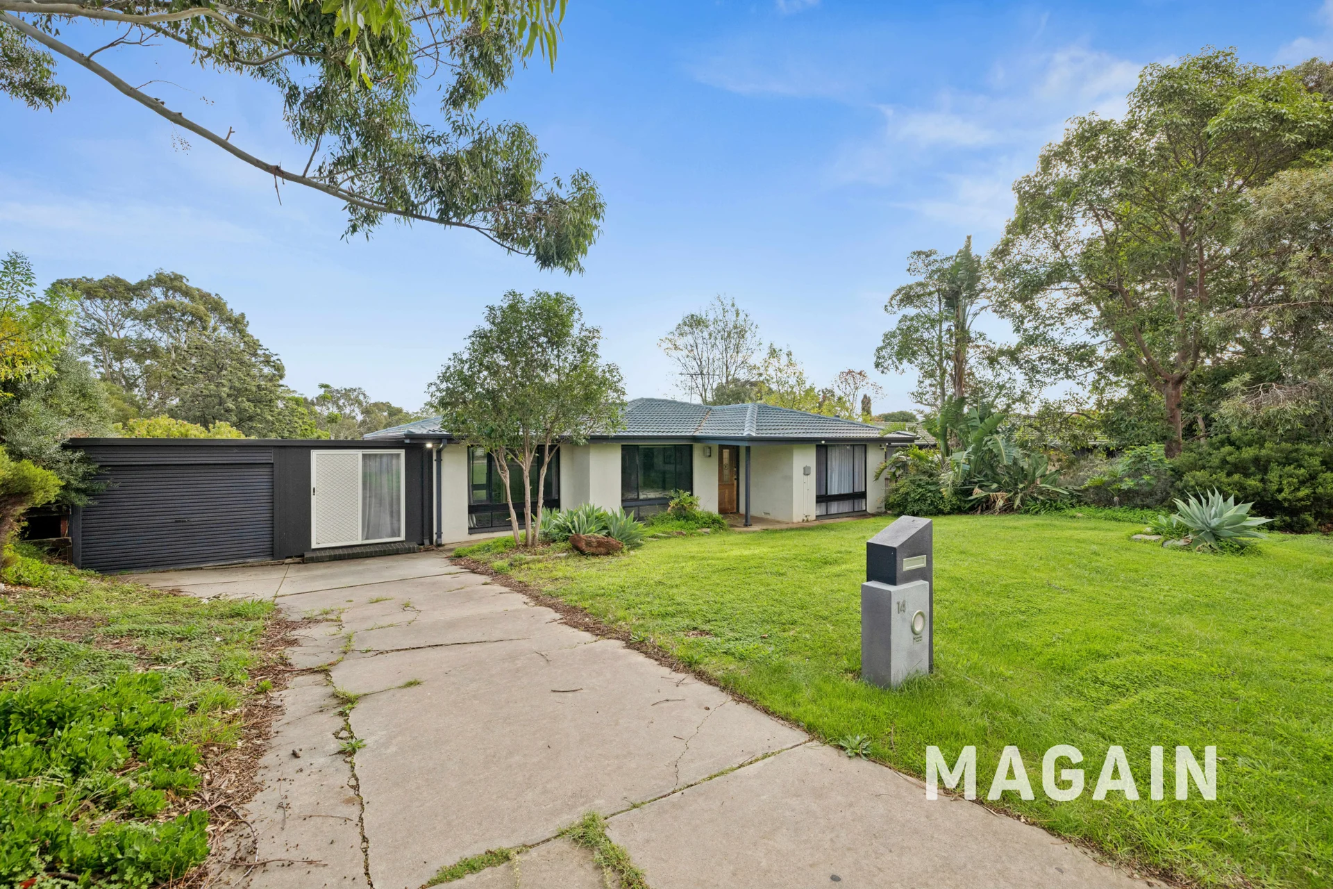 14 Roxanne Street, Happy Valley, SA 5159
