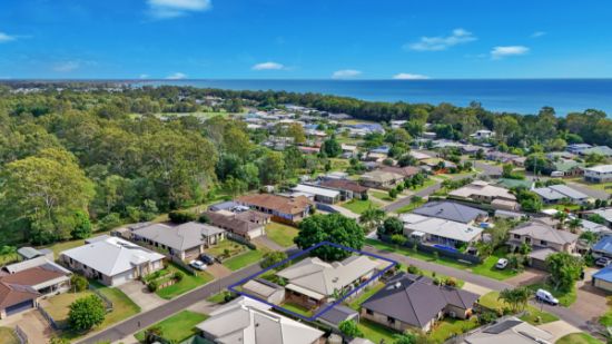 14 Seaside Circuit, Toogoom, Qld 4655