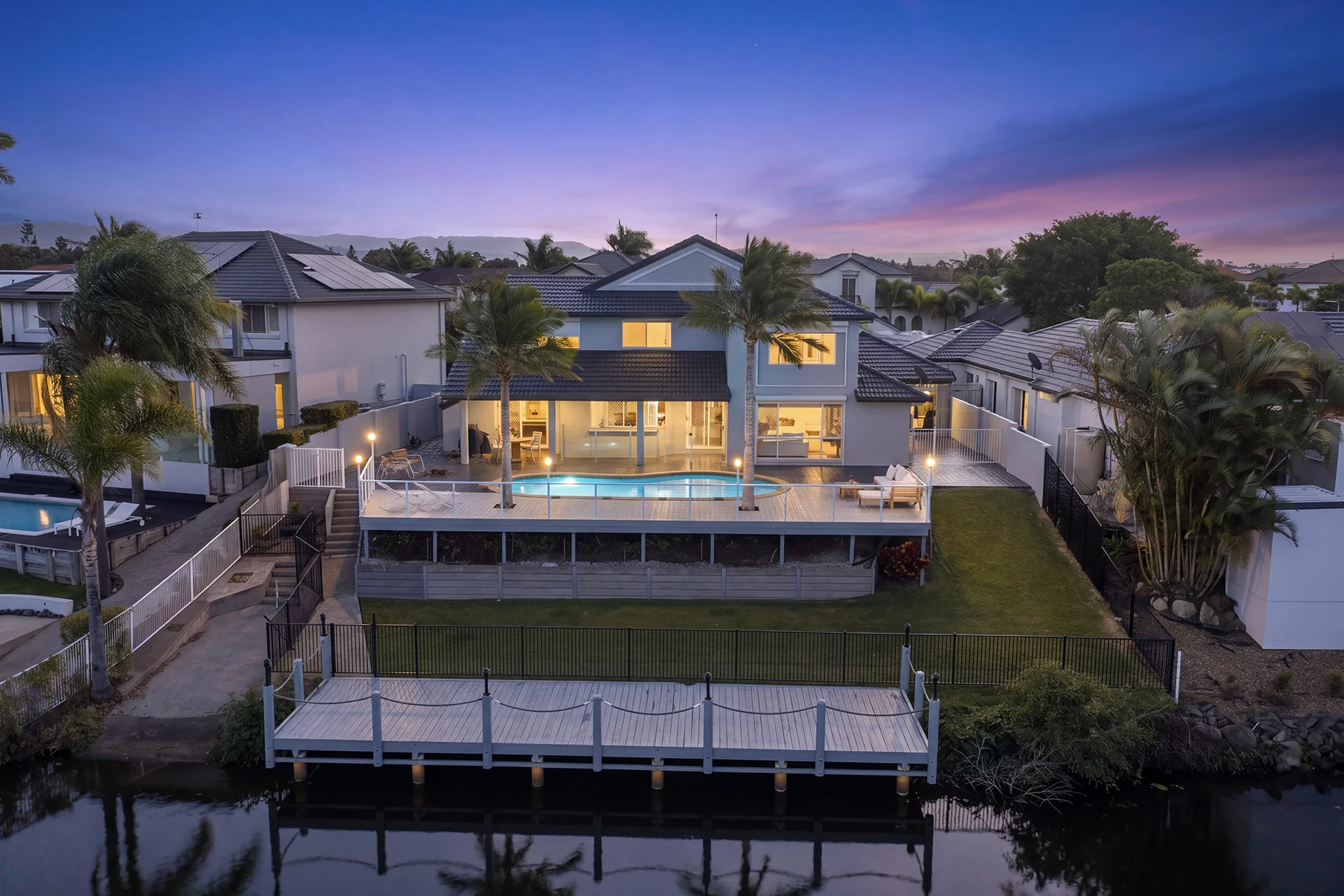 14 Staysail Crescent, Clear Island Waters, Qld 4226