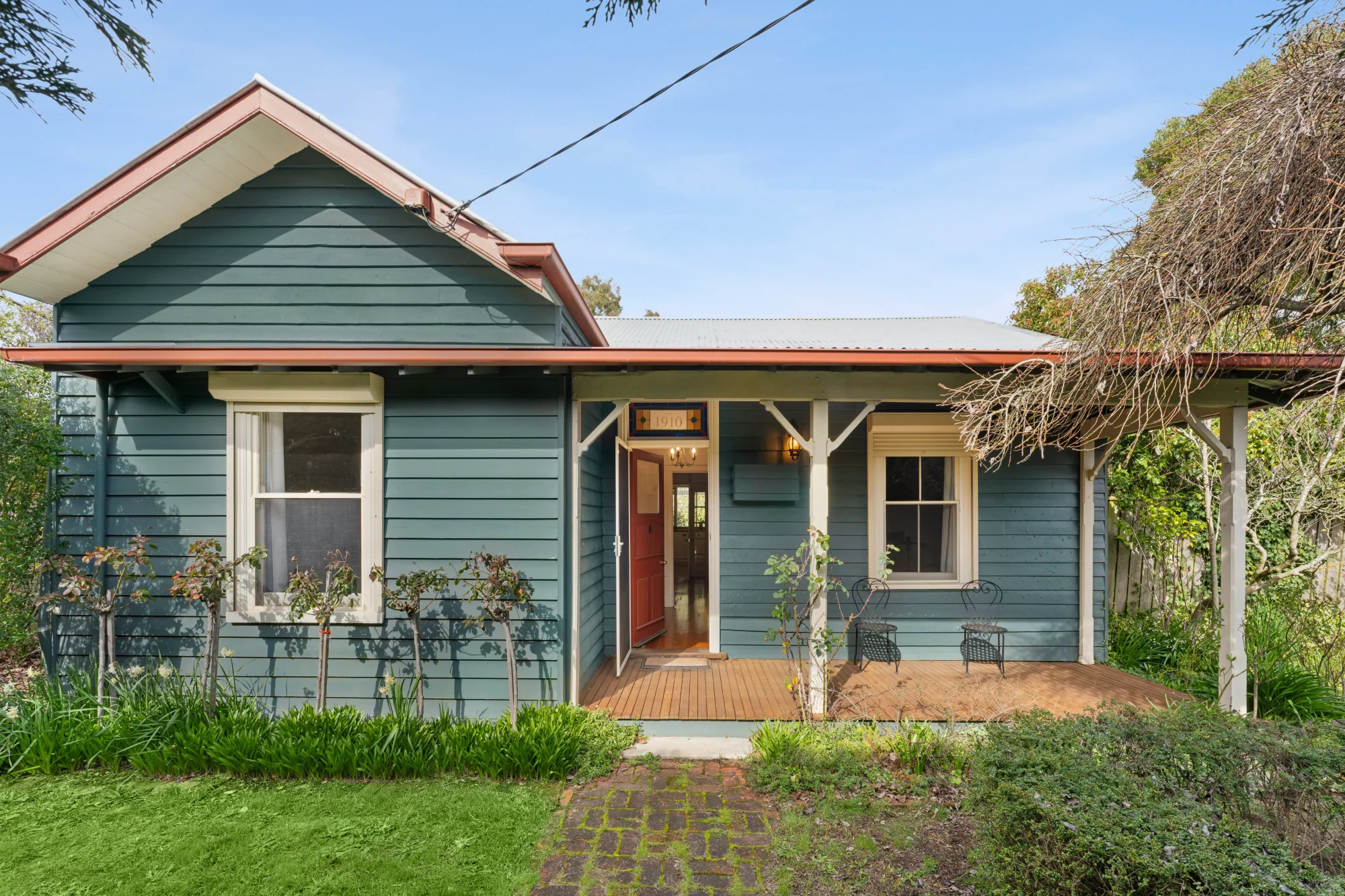 14 Sturt Street, Kyneton, Vic 3444