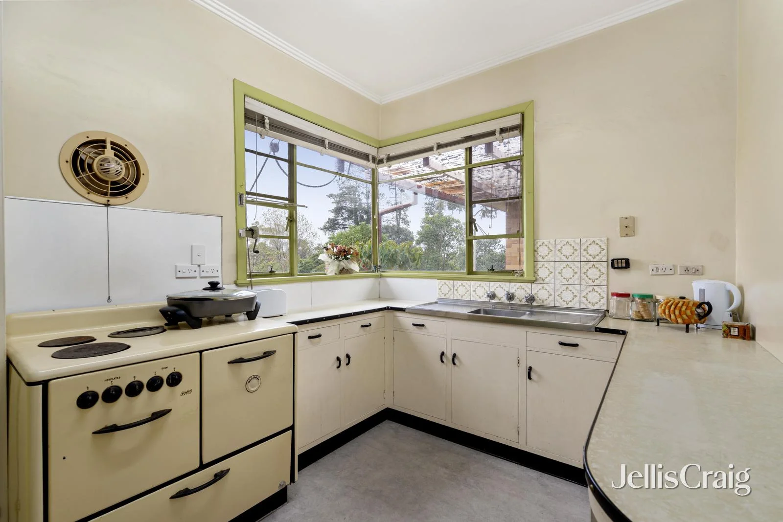 141-143 Berringa Road, Park Orchards, Vic 3114