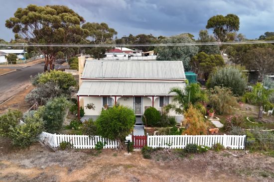 147 Tudor Street, Wagin, WA 6315