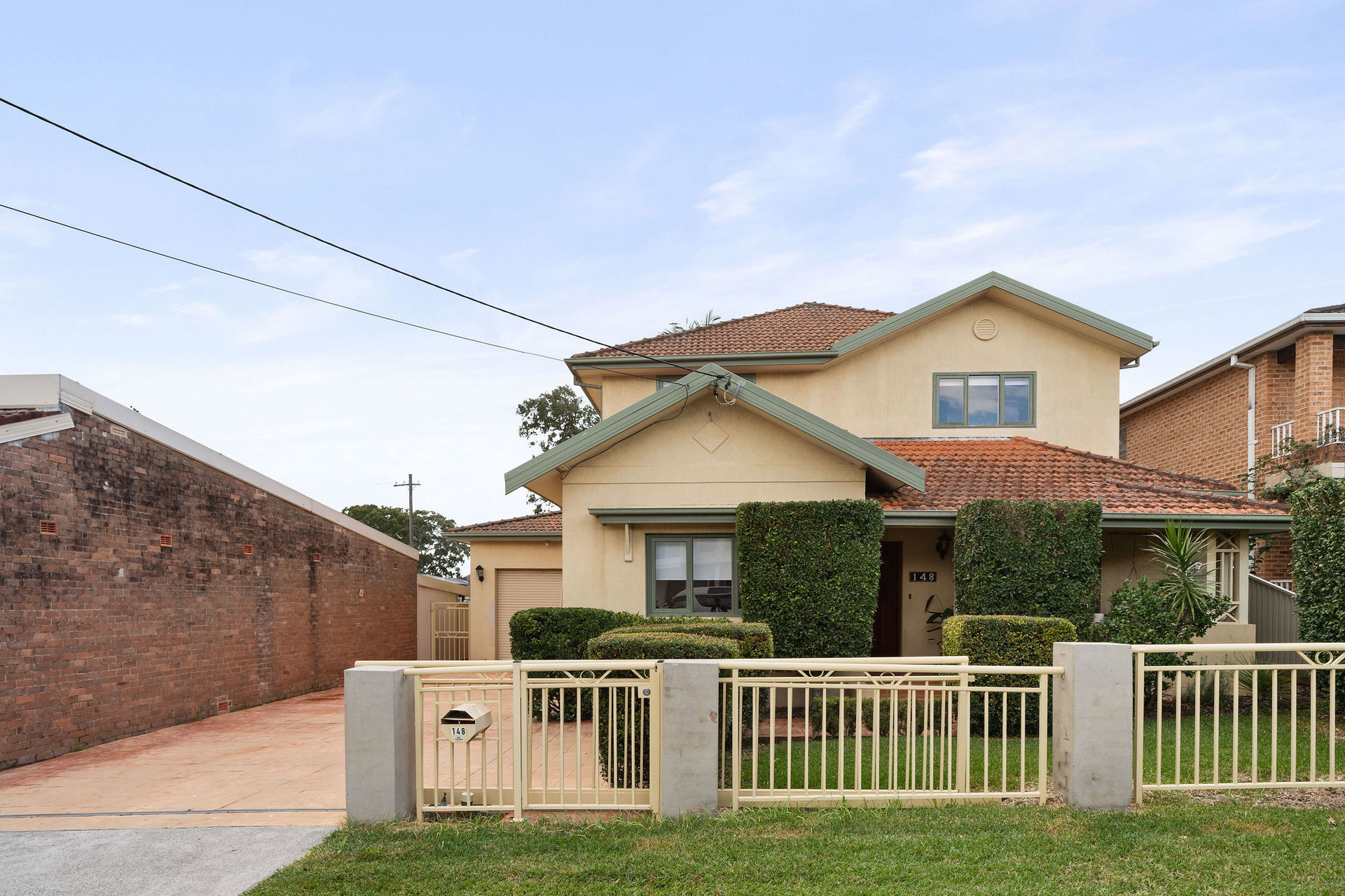 148 Gloucester Road, Hurstville, NSW 2220 148 Gloucester Road, Hurstville, NSW 2220