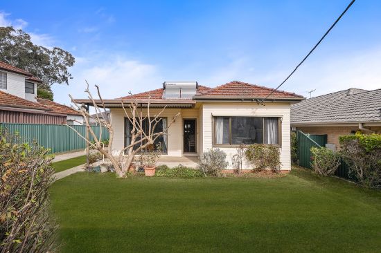 15 Alamein Rd, Revesby Heights, NSW 2212