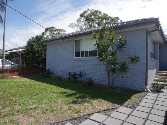 15 Albion Street, Umina Beach, NSW 2257