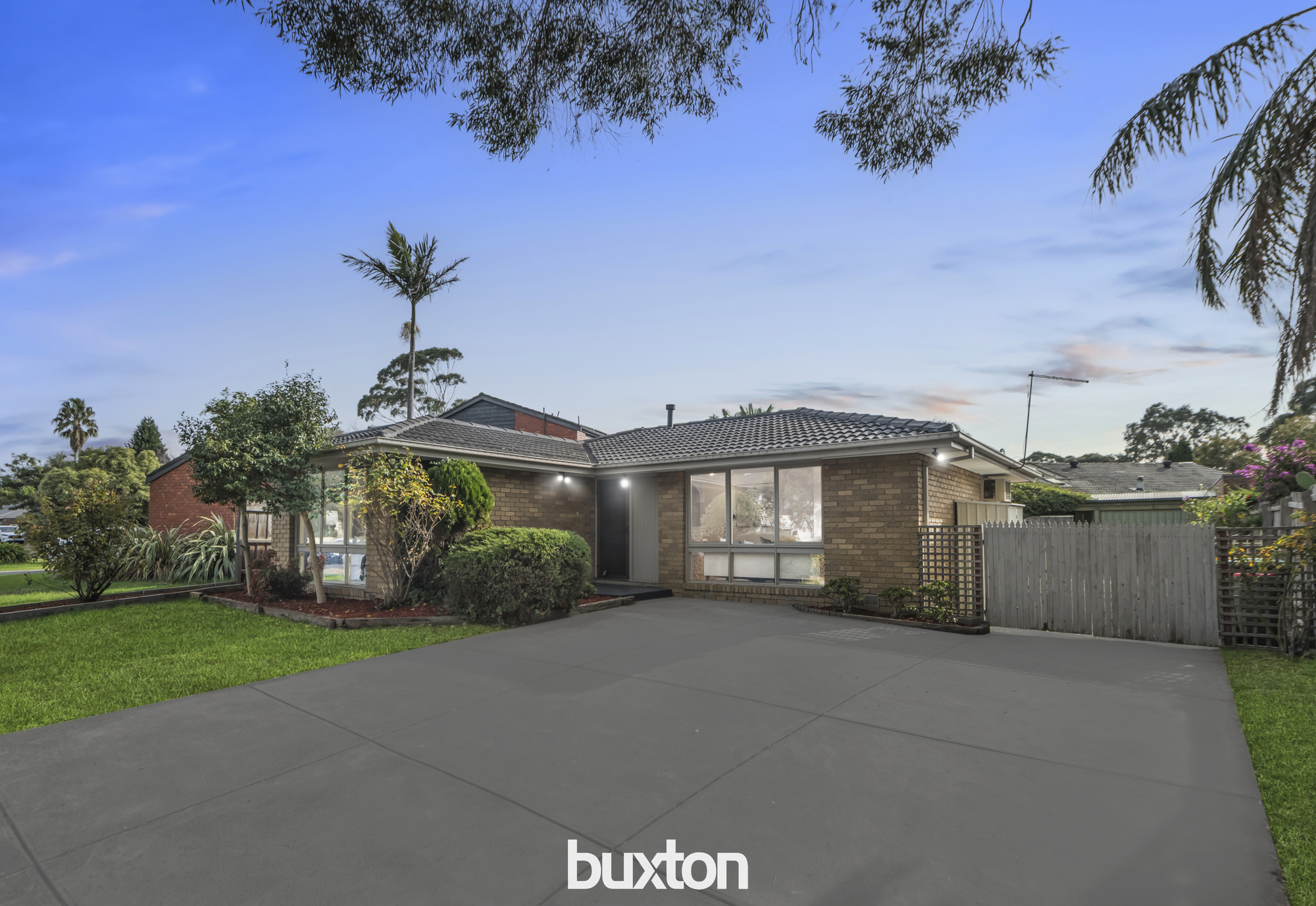 15 Amblecote Crescent, Mulgrave, Vic 3170 15 Amblecote Crescent, Mulgrave, Vic 3170