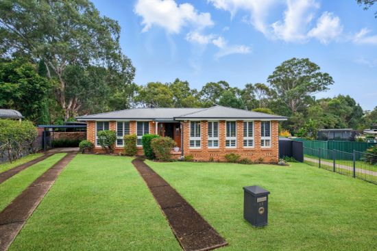 15 Brett Place, Ingleburn, NSW 2565