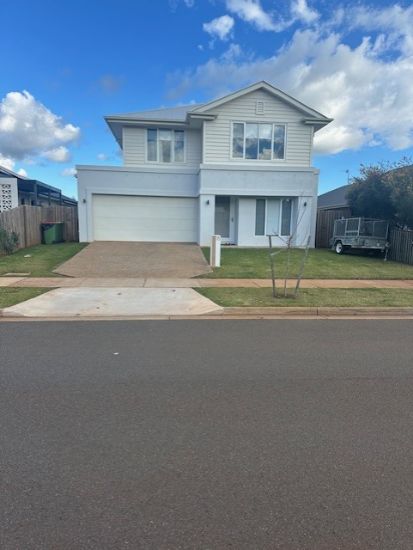 15 Crooke Street, Highfields, Qld 4352