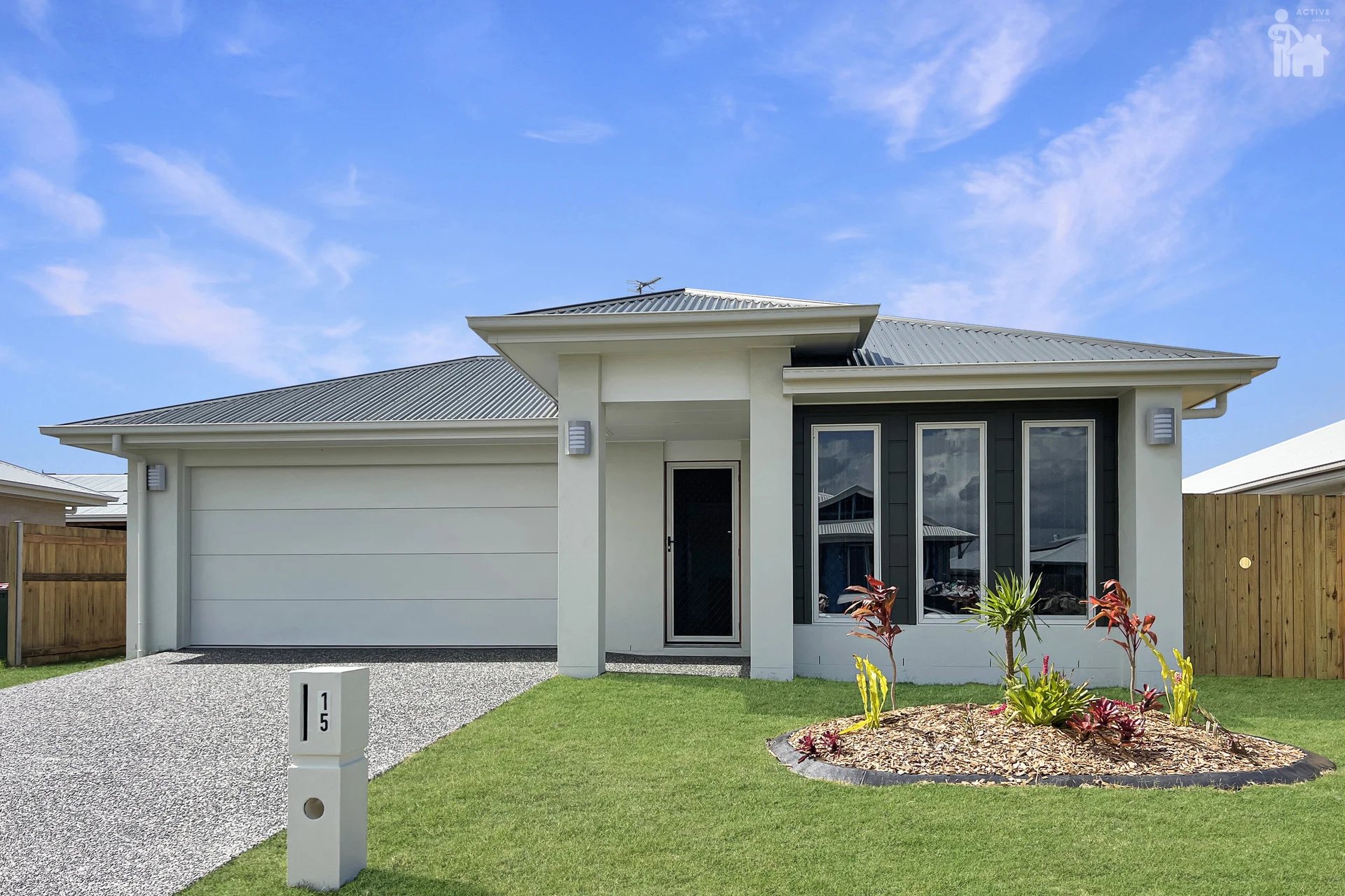 15 Eastminster Street, Eli Waters, Qld 4655