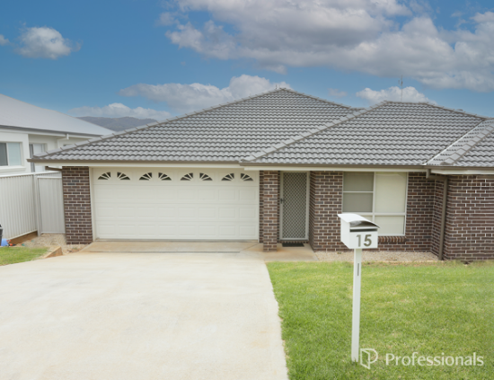 15 Galah Drive, Calala, NSW 2340