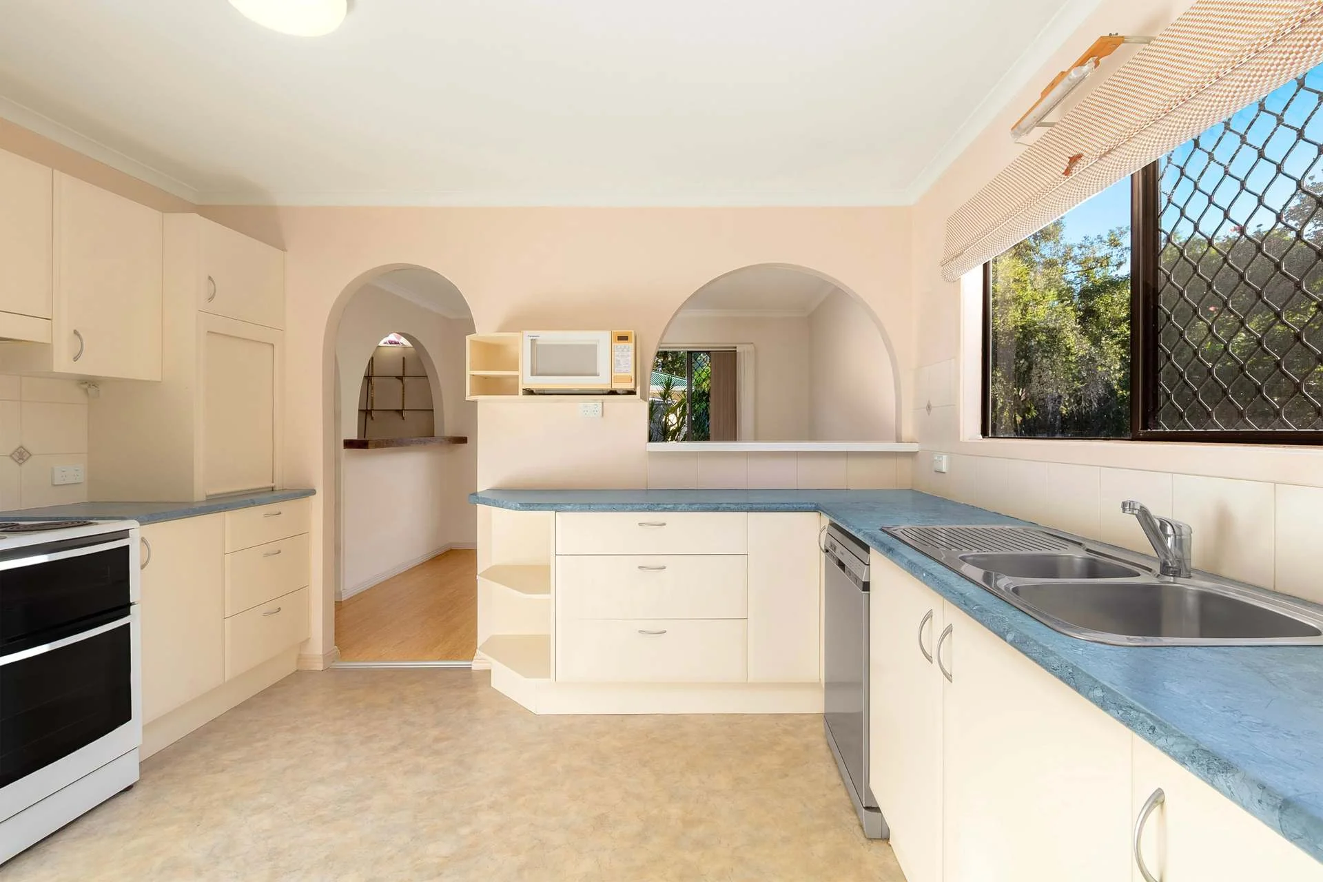15 John Munro Court, Carrara, Qld 4211