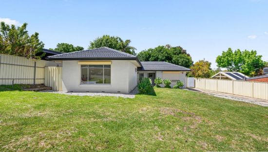 15 McClure Avenue, Reynella East, SA 5161