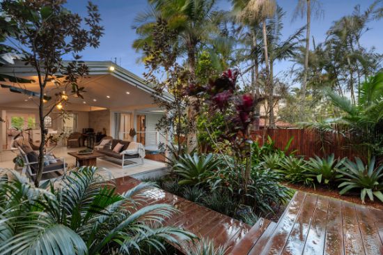15 Pontee Parade, Alexandra Headland, Qld 4572