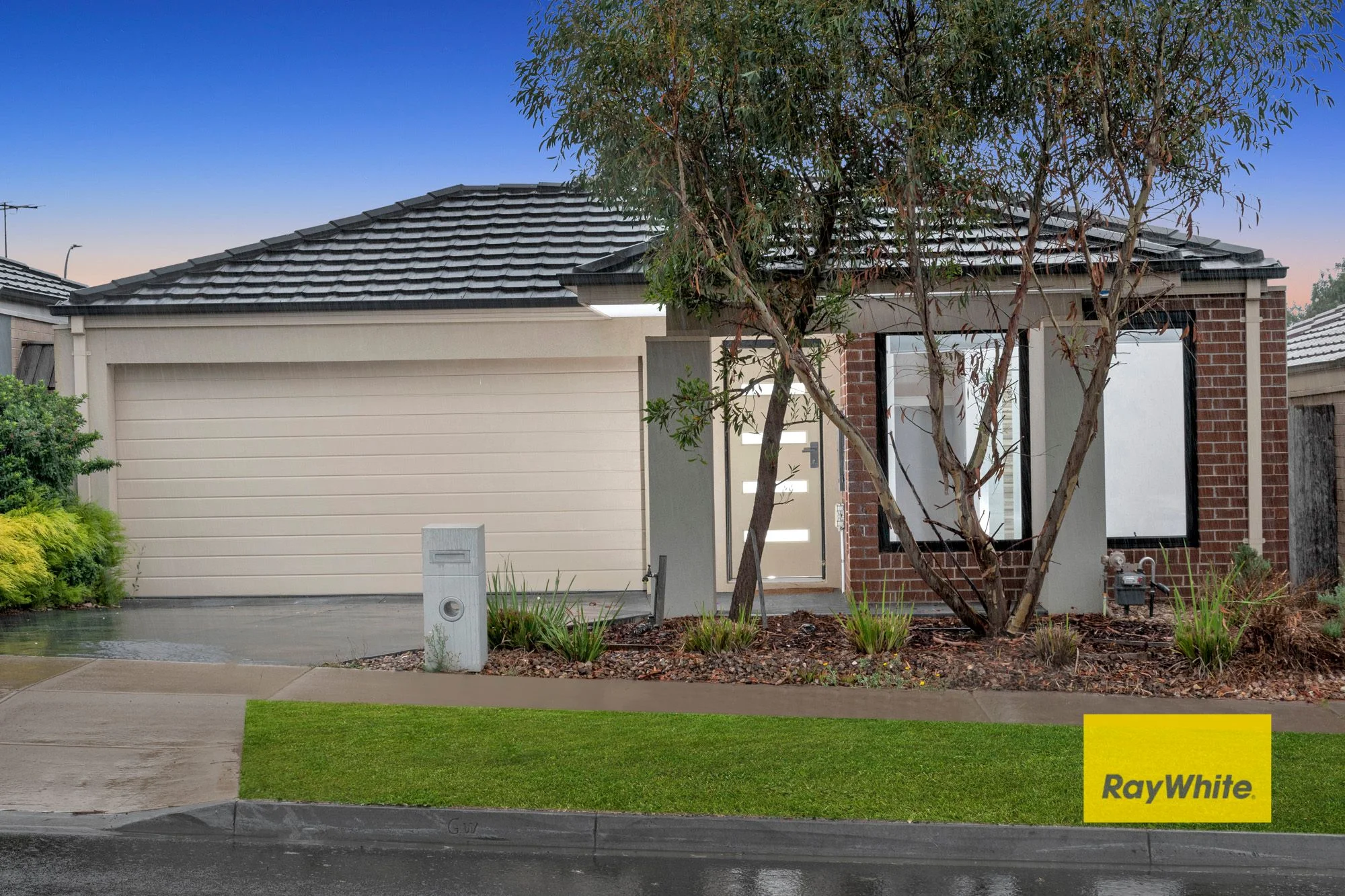 15 Scotchmer Crescent, Mernda VIC 3754