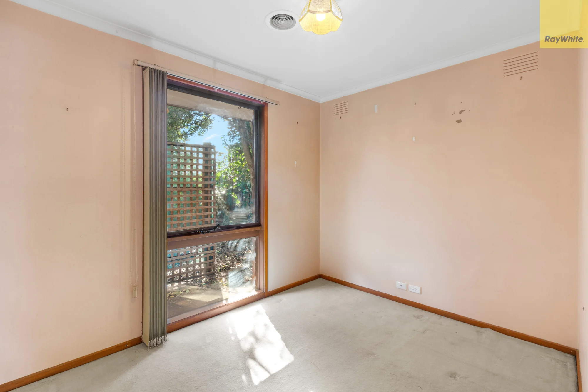 15 Sturt Road, Melton South, Vic 3338