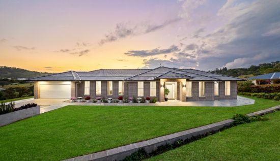 15 Summit Court, Chatsworth, Qld 4570