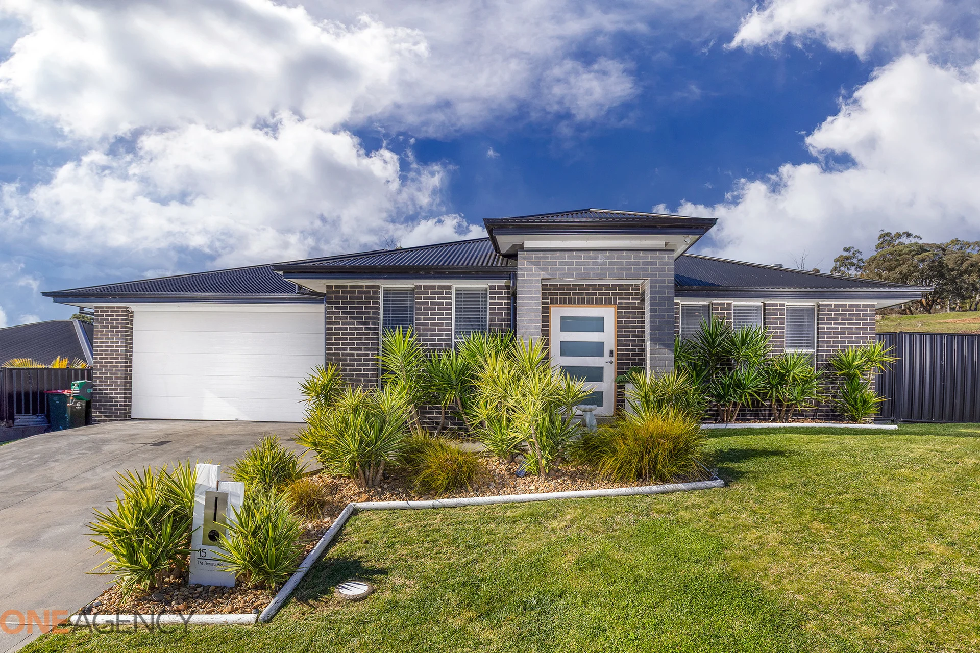 15 The Snowy Way, Orange, NSW 2800