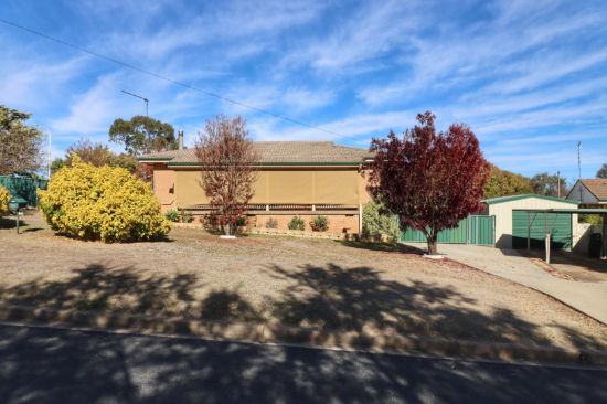 15 Wollowra Street, Cowra, NSW 2794