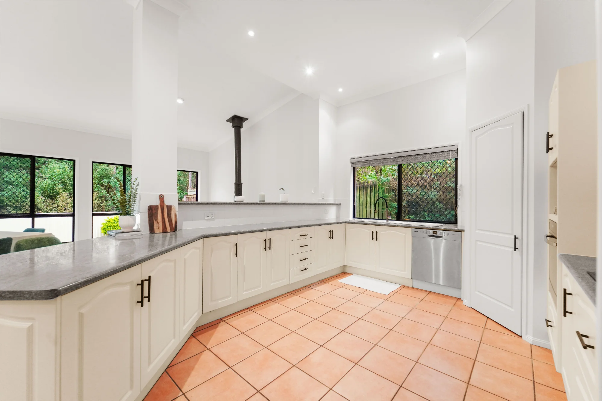 152 Voyager Circuit, Bridgeman Downs QLD 4035