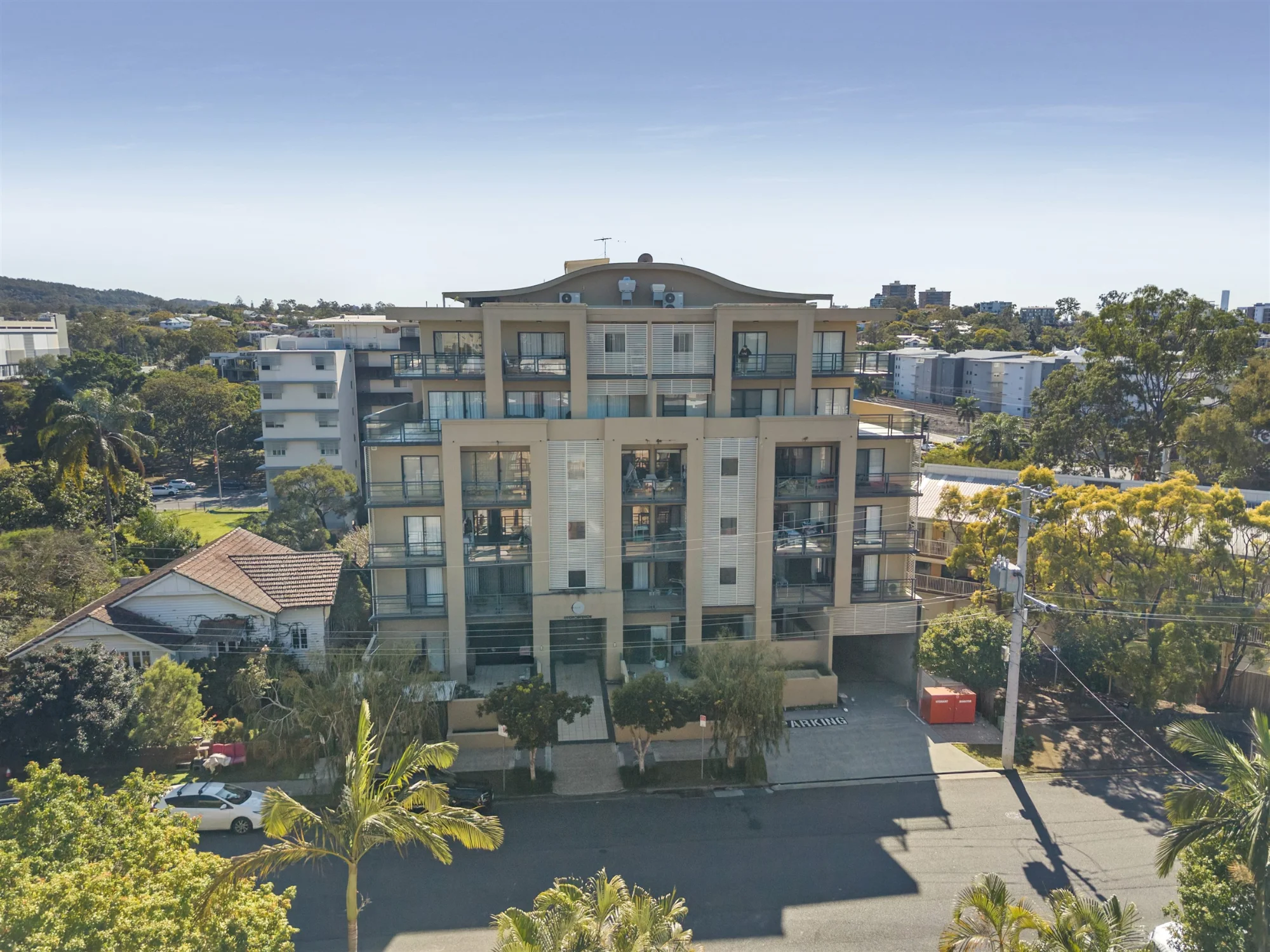 16/11 Grosvenor Street, Indooroopilly, Qld 4068