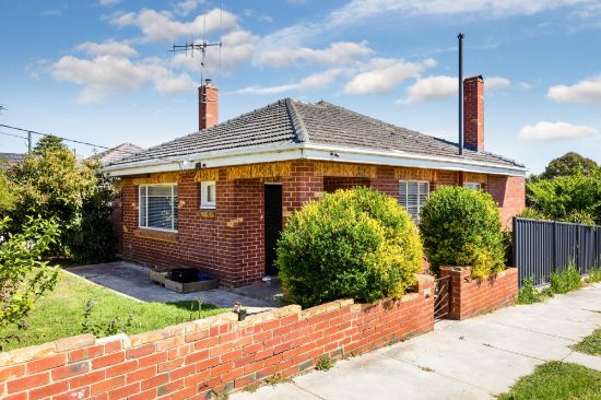 16 Albion Street, Kennington, Vic 3550