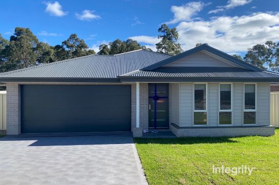 16 Aspromonte Drive, South Nowra, NSW 2541