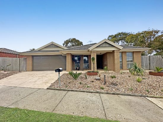 16 Attunga Dr, Torquay, Vic 3228