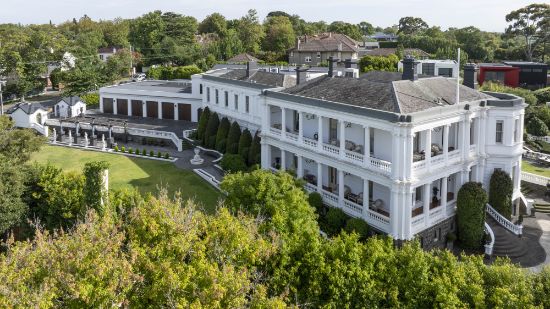 16 Balwyn Road, Canterbury, Vic 3126