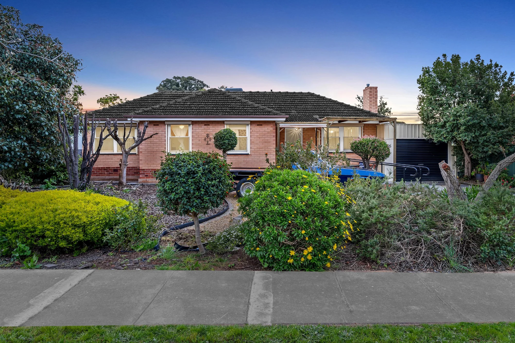 16 Burley Road, Elizabeth Vale, SA 5112