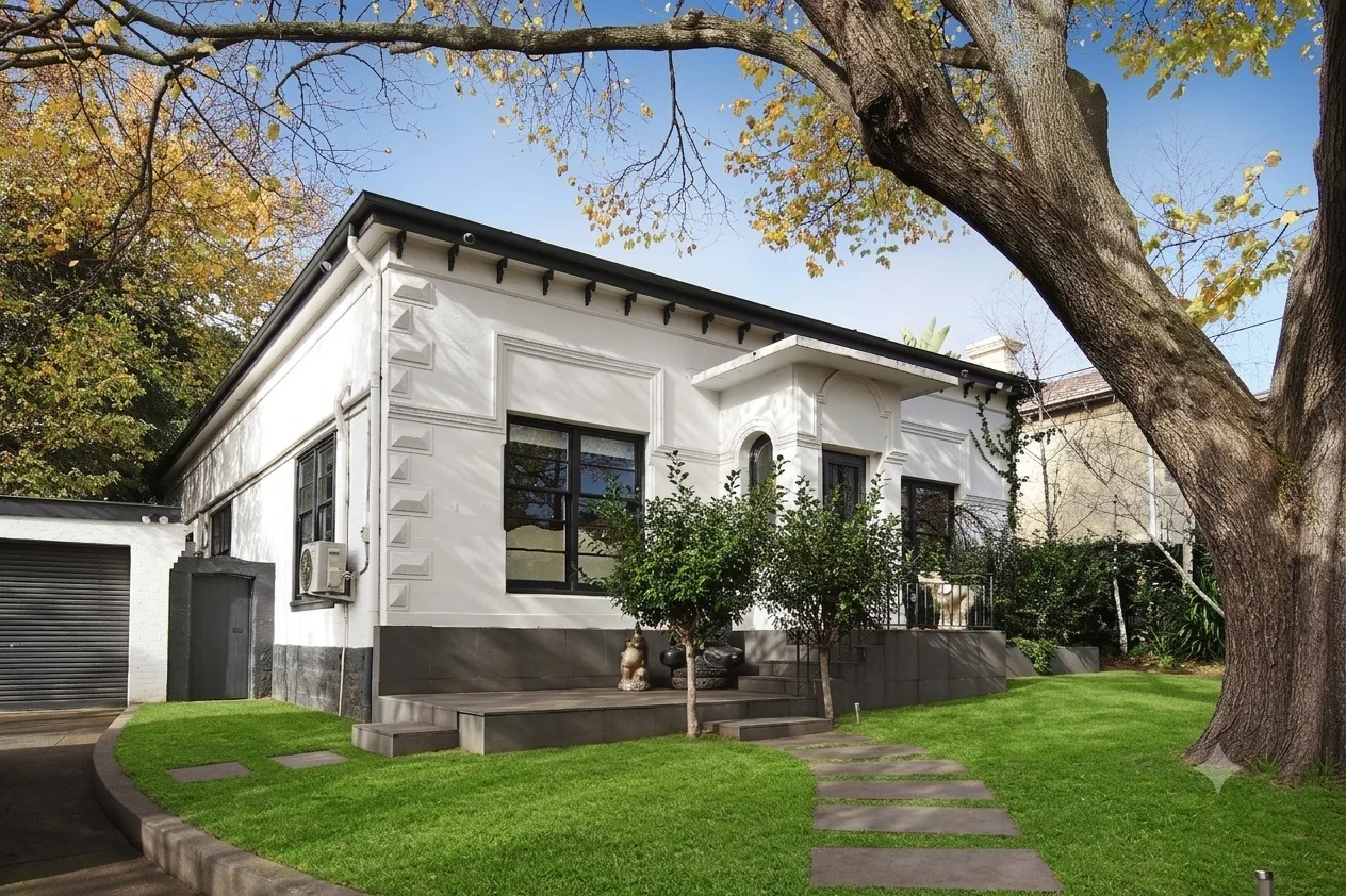 16 Canterbury Road, Toorak, Vic 3142
