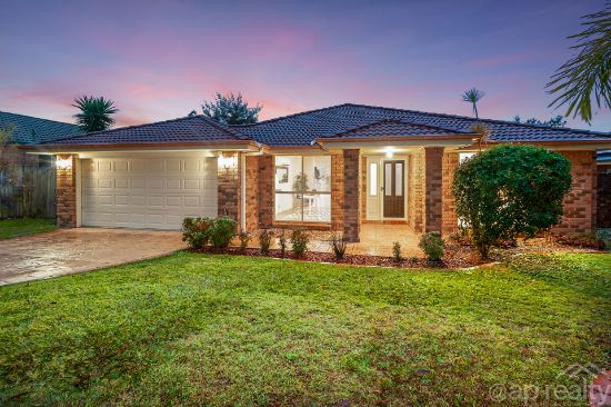 16 Central Street, Forest Lake, Qld 4078