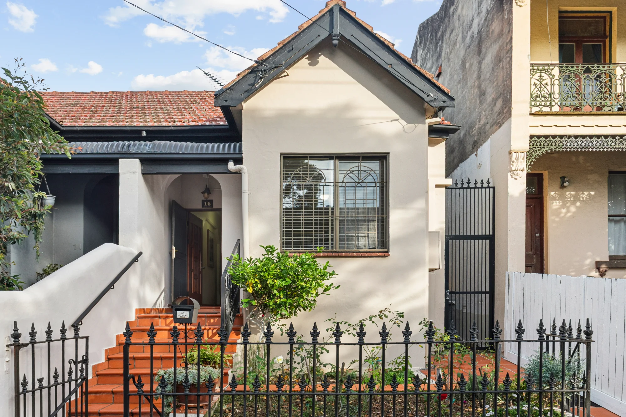 16 Charles Street, Enmore, NSW 2042